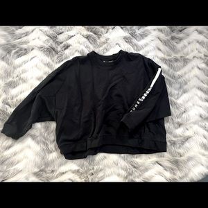 Under armour crop sweatshirt